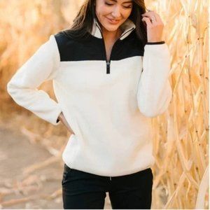 Zyia Cream Fleece 1/4 Zip Sweater I Size XL